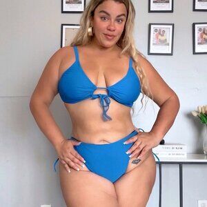 Women's Plus Size Triangle Bikini Set, Sexy Two Piece Swimsuit with Front Tie